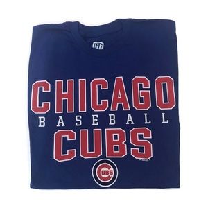 Chicago Cubs T Shirt.